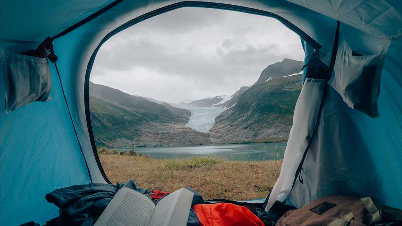 Camping and Mountain Tents: Complete Guide to Selection, Types, and Tips