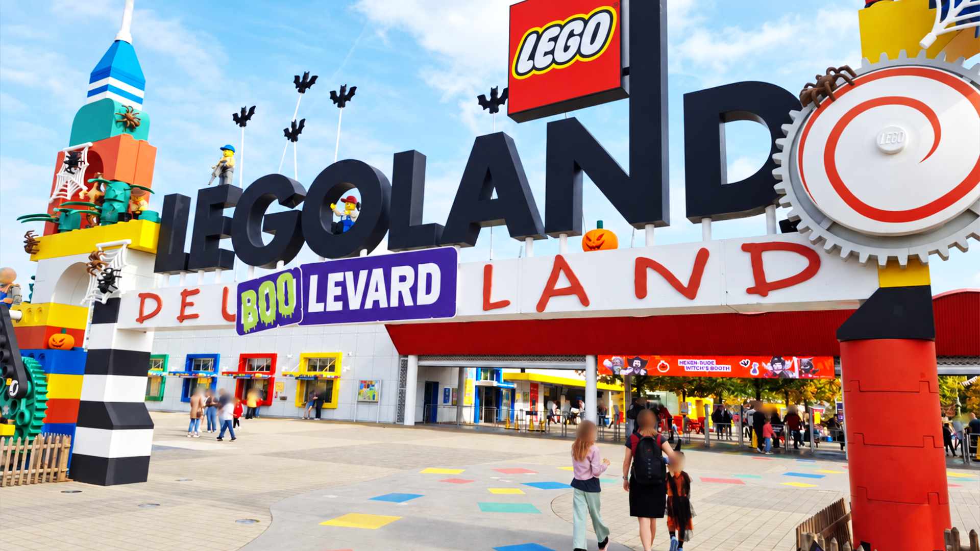 We Were There for the Opening of Halloween 2026 at LEGOLAND® Germany: BOOlevard, Missions and Parade