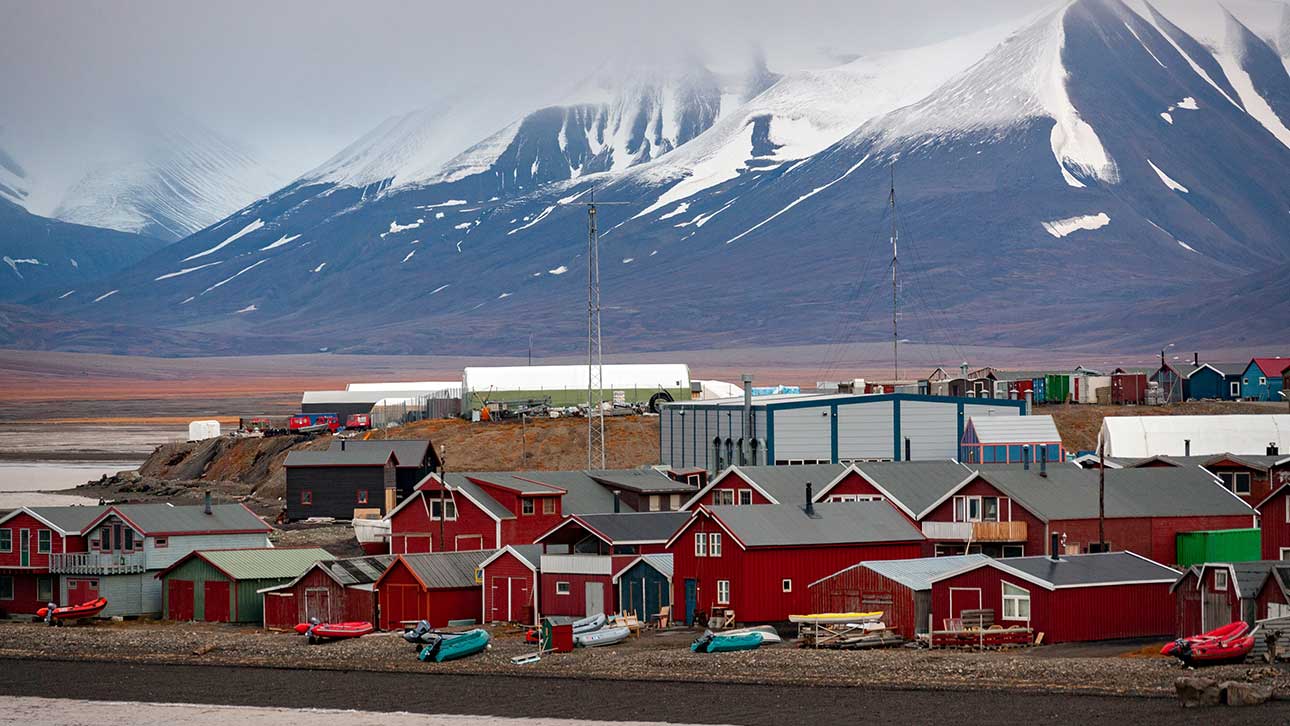 Discover Longyearbyen: The Ultimate Guide to Svalbard’s Arctic Wonders